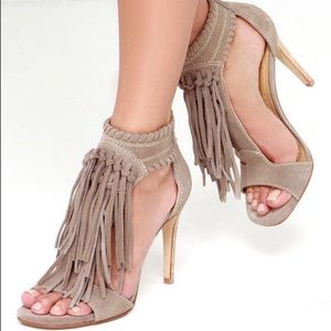 NWT Chinese Laundry Fringe Stiletto Sandals
